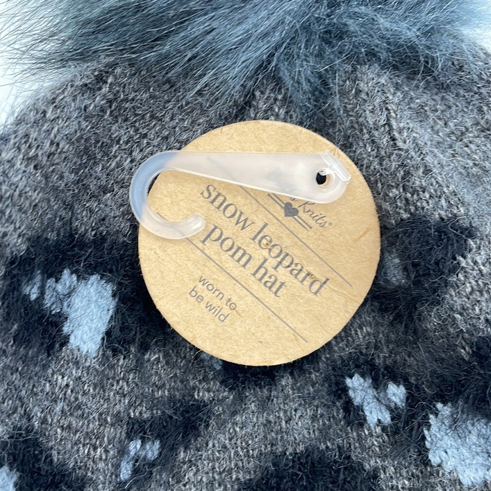 NWT Britt’s Knits Beanie Snow Leopard with Pom Dark Gray - Picture 2 of 6